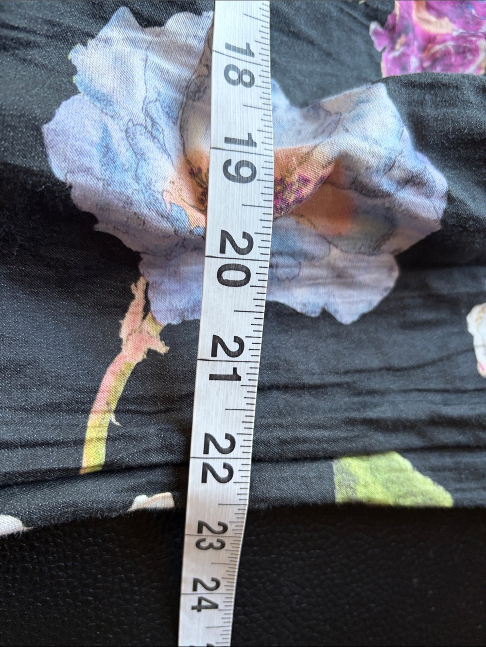 Nicole Miller Artelier Skirt Black Floral Crinkled Pencil Skirt Designer Sz 2 - Picture 11 of 11